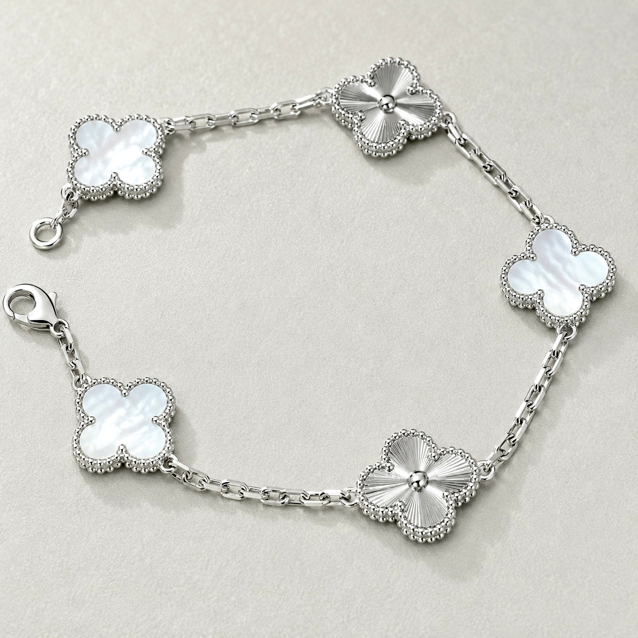 The Amara Clover Bracelet