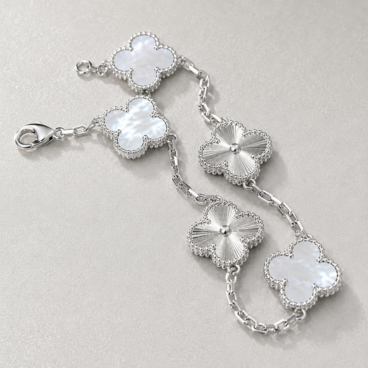 The Amara Clover Bracelet